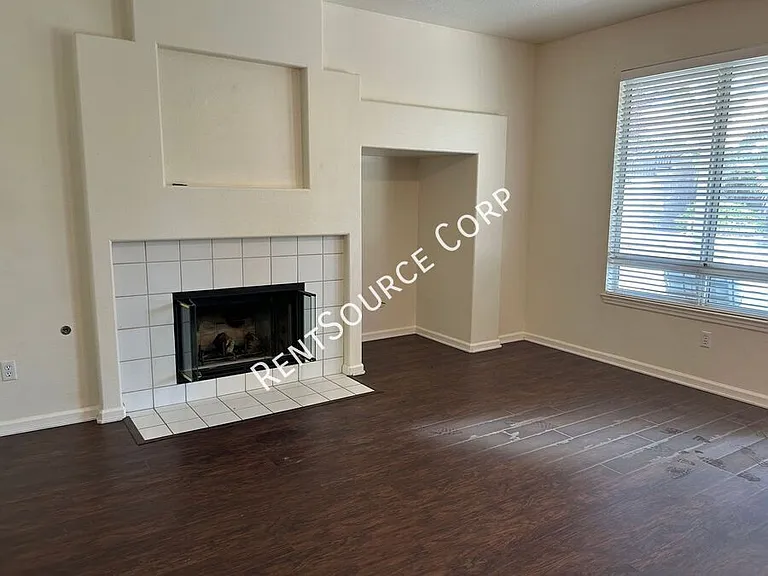 3210 Lantana Ct — Photo 11