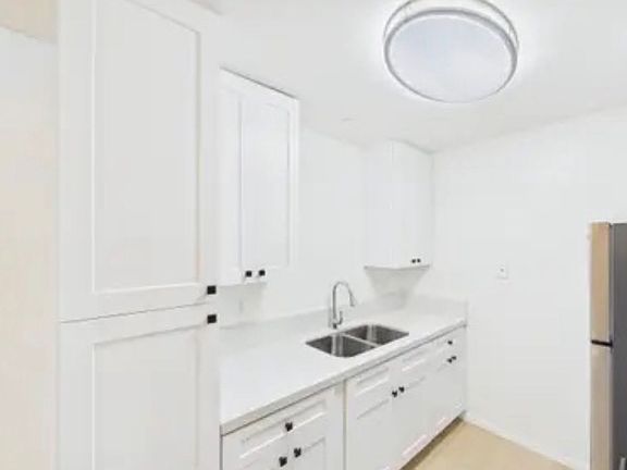 2nd image of 602 Anita St #237