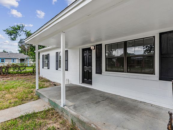4th image of 3701 Theresa St