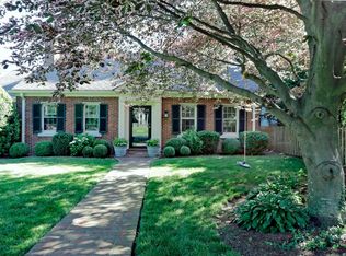 821 Cooper Dr, Lexington, KY 40502