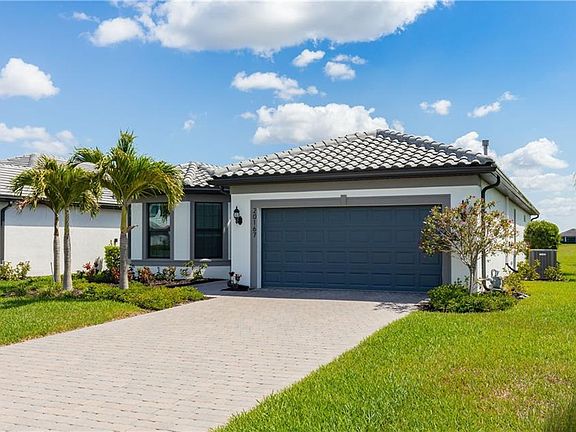 3rd image of 20167 Kingmont DR