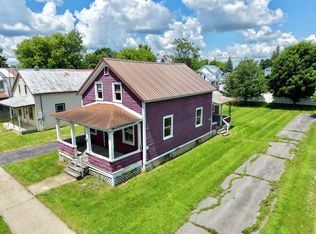 64 State St, Rouses Pt, NY 12979