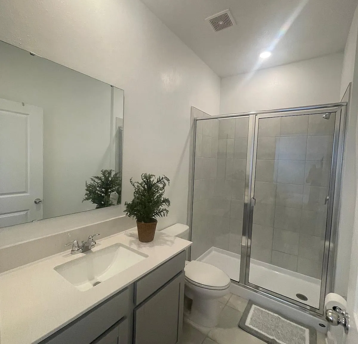 1 bed, 700 sqft, $1,450 — Photo 3