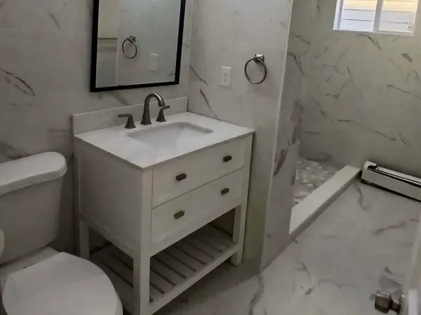 198 4th Ave #2, Woonsocket, RI 02895