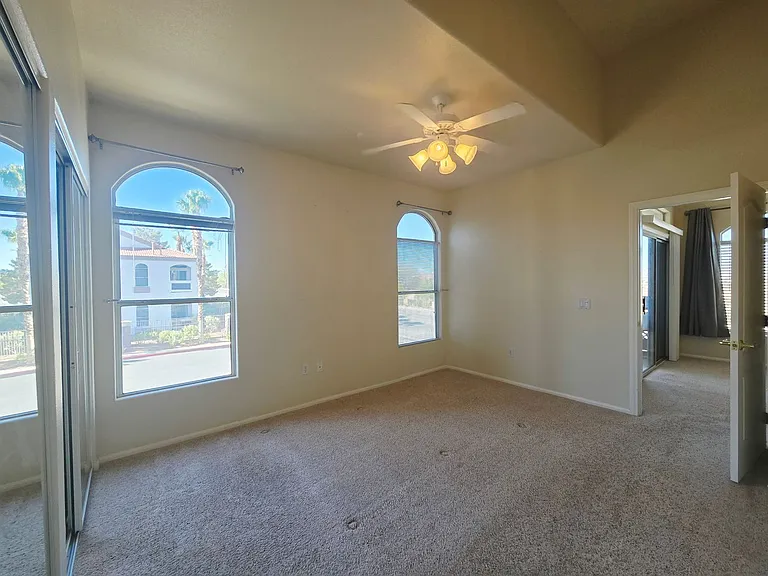 700 Carnegie St #222 — Photo 9