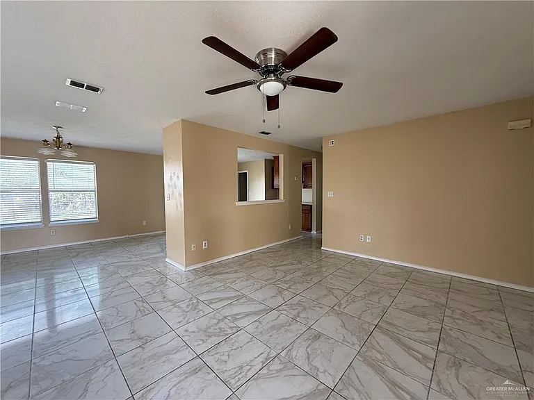 3016 Nickel Ave — Photo 2