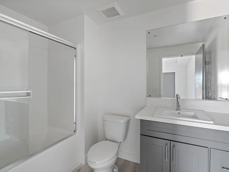 6904 Eton Ave — Photo 19