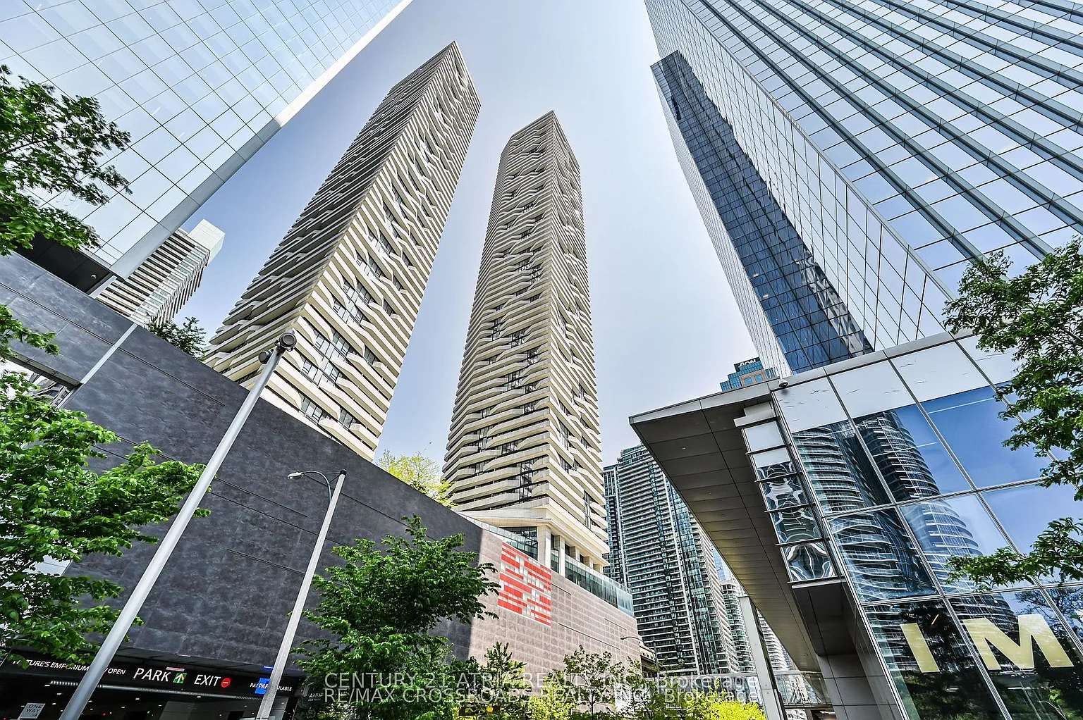88 Harbour St #3611 photo 1