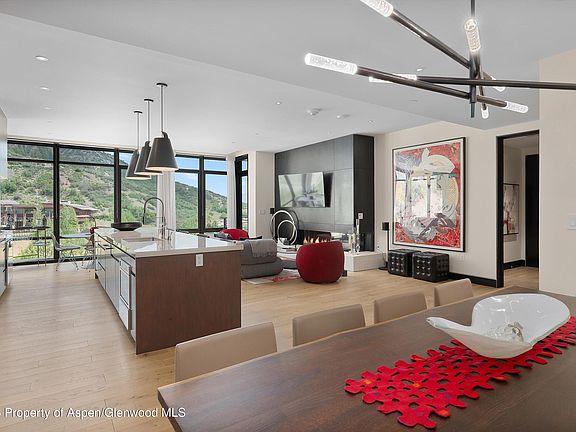 5th image of 45 Wood Rd #401