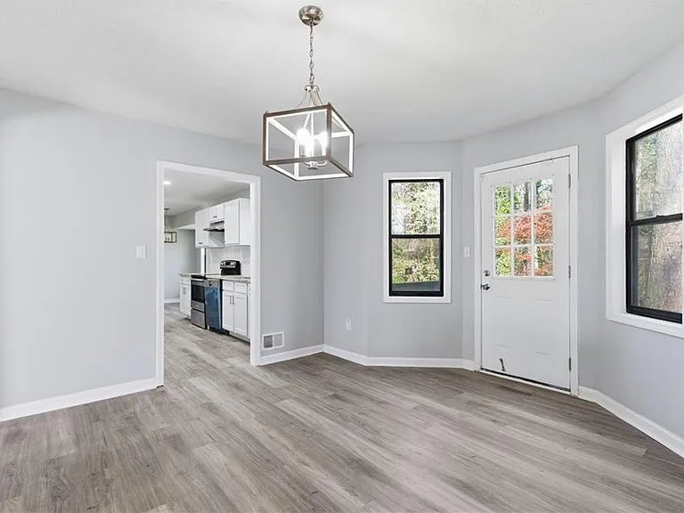 4380 Cary Dr — Photo 12