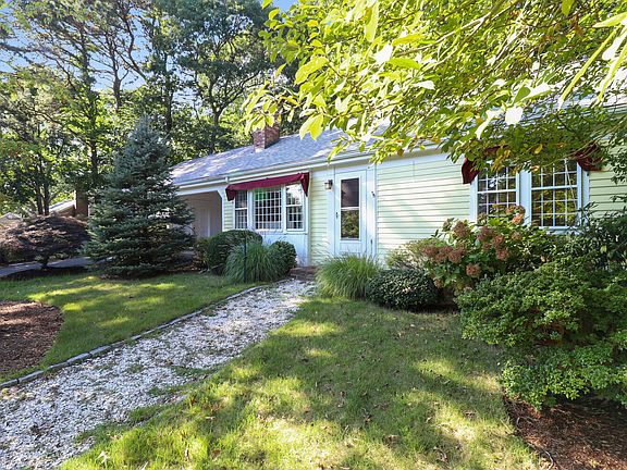 2nd image of 14 Kennedy Ln