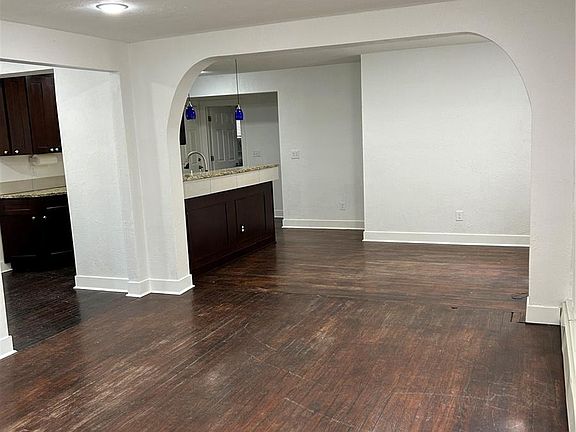 2nd image of 625 W Iliff Avenue