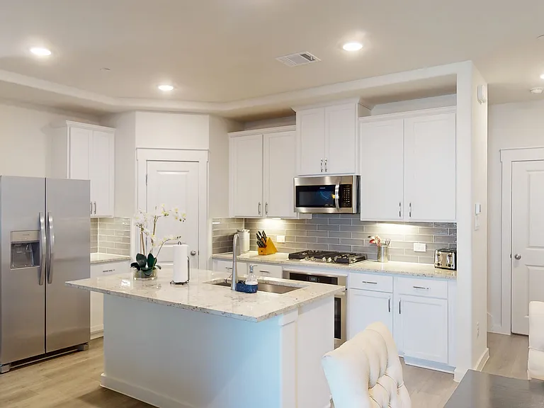 Fiore Dr — Photo 19
