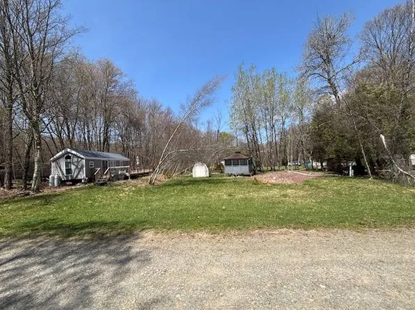 S7 701 & Grouse Lane S 7 #701-702, Gouldsboro, PA 18424