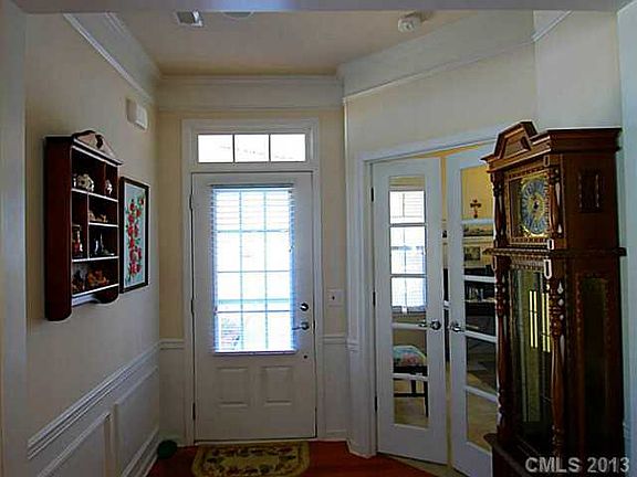 2nd image of 20043 Dovekie Ln