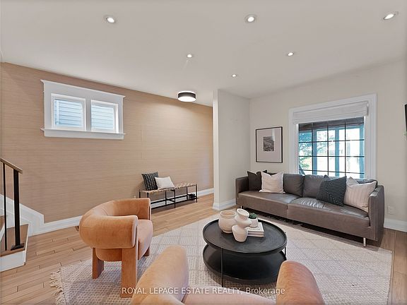 5th image of 23 Norway Ave