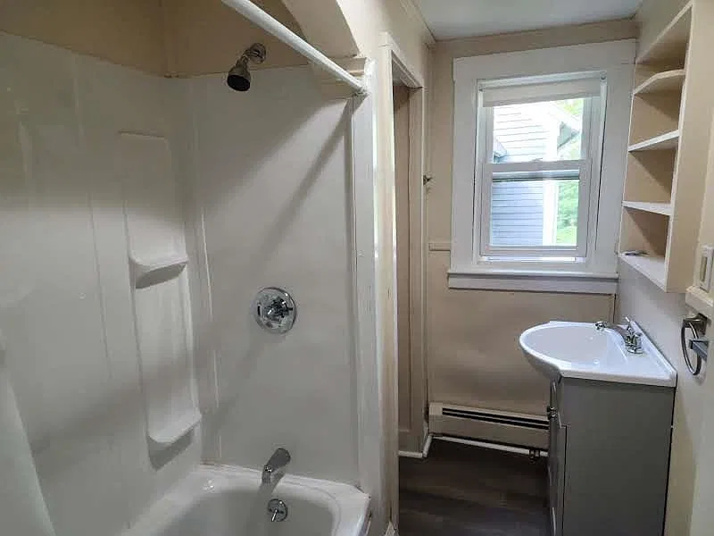 1 bed, 600 sqft, $1,395 — Photo 2