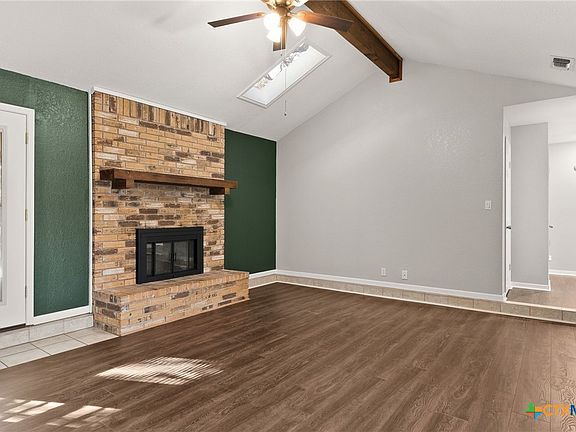 5th image of 1411 Linda Ln