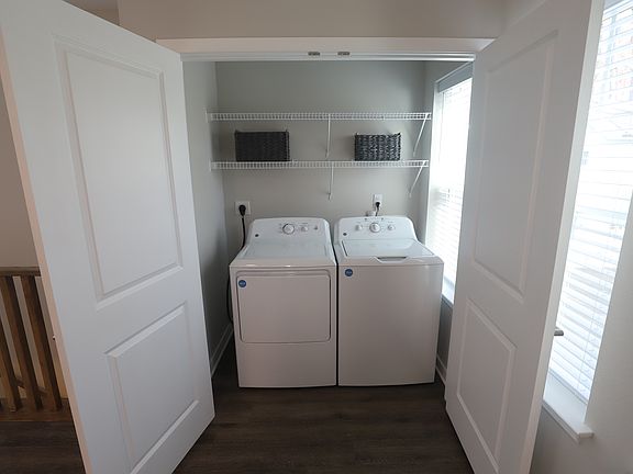 3rd image of 1120 Knotts Pointe Ln APT 203