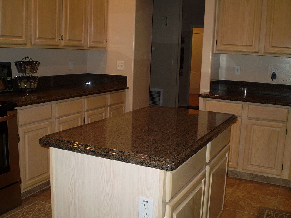 2nd image of 3121 E Verbena Dr
