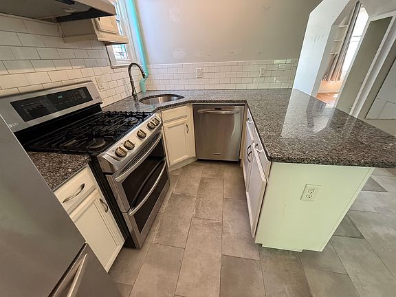 5th image of 381 Liberty Ave Floor 2