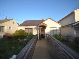 916 Ironsides Ave, Bremerton, WA 98310