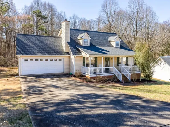 6051 Cane Crossing Dr, Gainesville, GA 30507