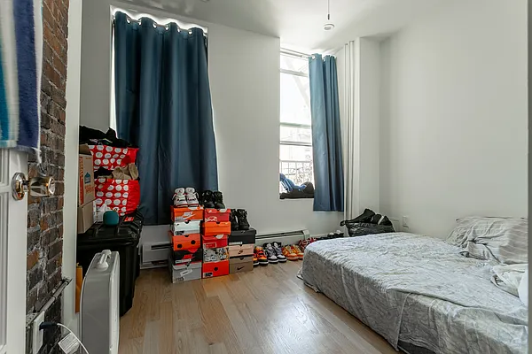 Rented by Corcoran | media 27