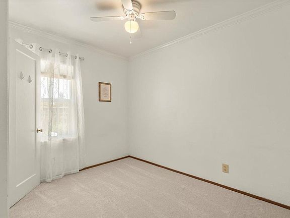 5th image of 15570 Loma Vista Ave #2