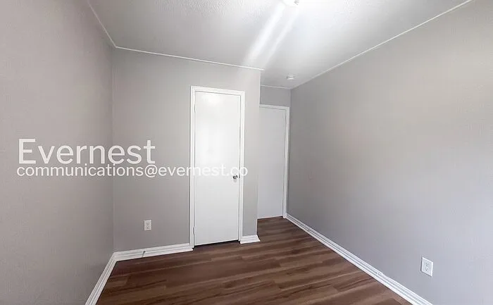 1216 Woodland Ave SW — Photo 12