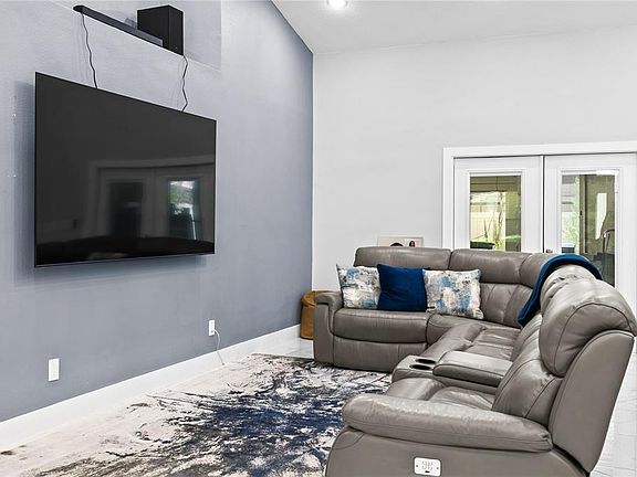 4th image of 14112 LORD BARCLAY DRIVE