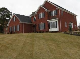 857 Colonial Dr, Morristown, TN 37814