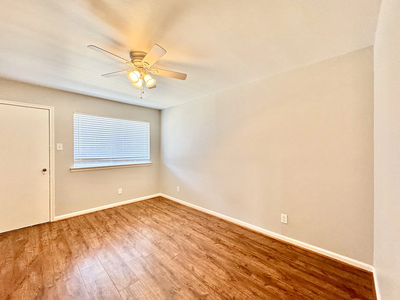 1 bed, 525 sqft, $1,000 — Photo 3