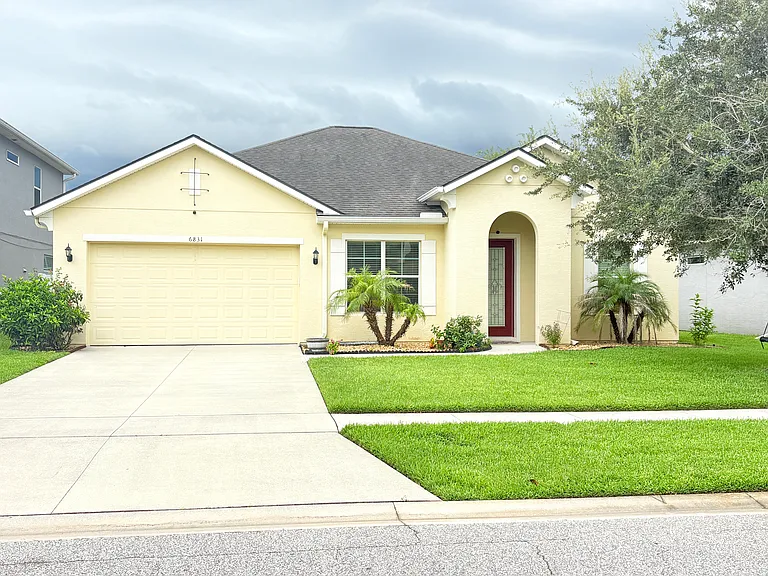 6831 Stoneheath Ln — Photo 1