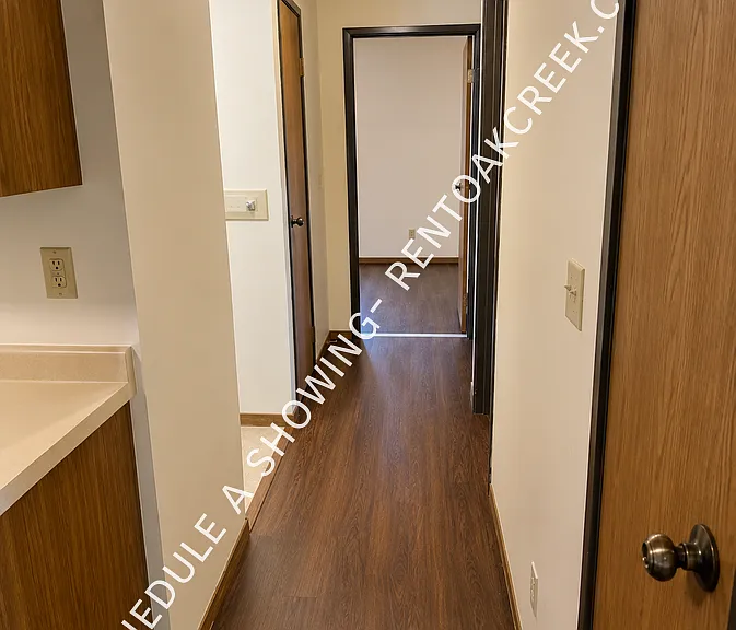 Lakeview Apartments — Photo 9