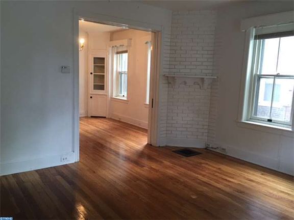4th image of 95 E Center Ave