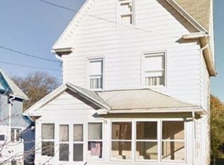 18 Robin St, Rochester, NY 14613