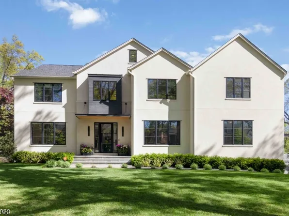 13 Robert Dr, Chatham Twp., NJ 07928