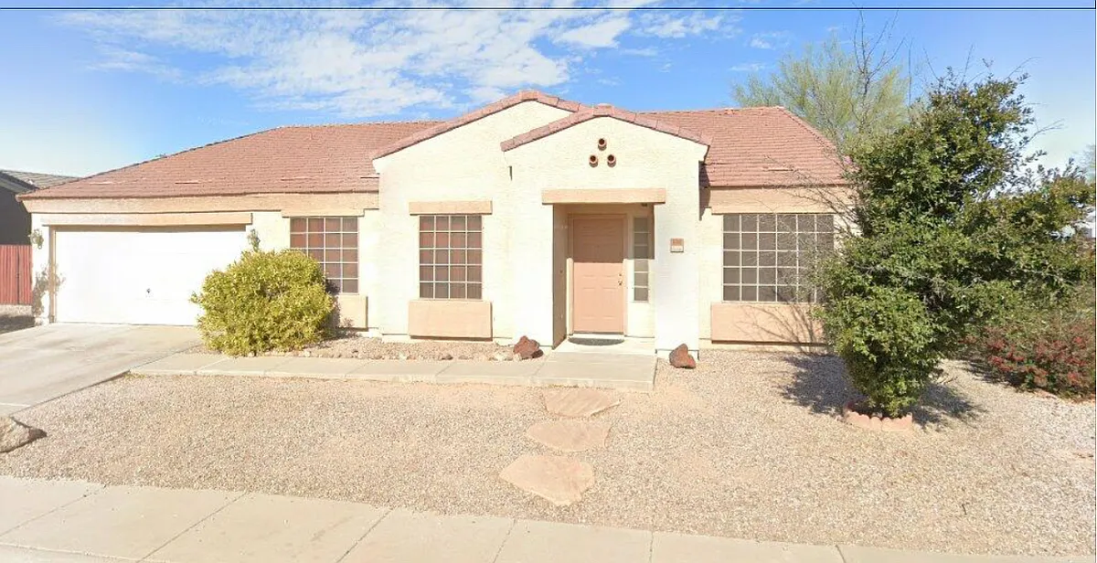 Building Photo - 608 W Rattlesnake Pl