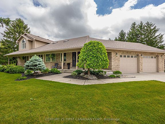3rd image of 35922 Lieury Rd