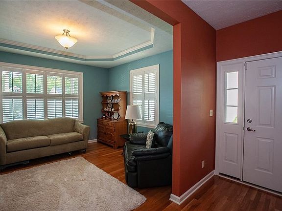 3rd image of 10293 River Run Ln