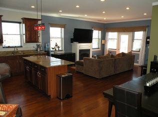 3132 W North Ave, Chicago, IL