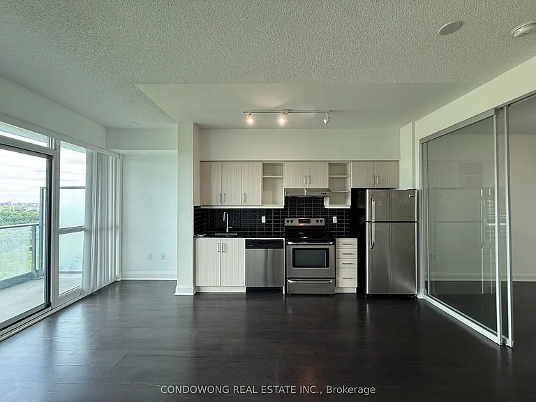 160 Vanderhoof Ave #1418 — Photo 6