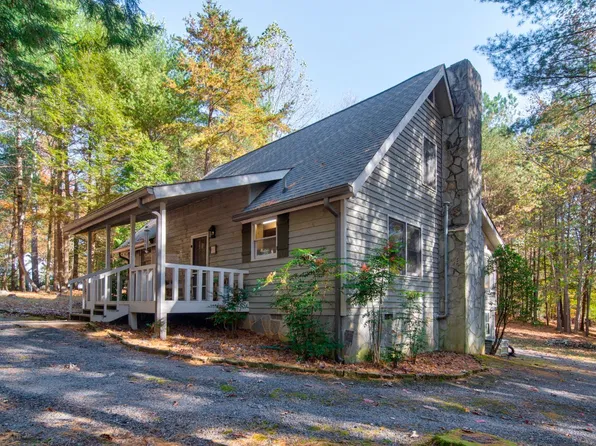 515 Indian Cave Rd, Ellijay, GA 30536