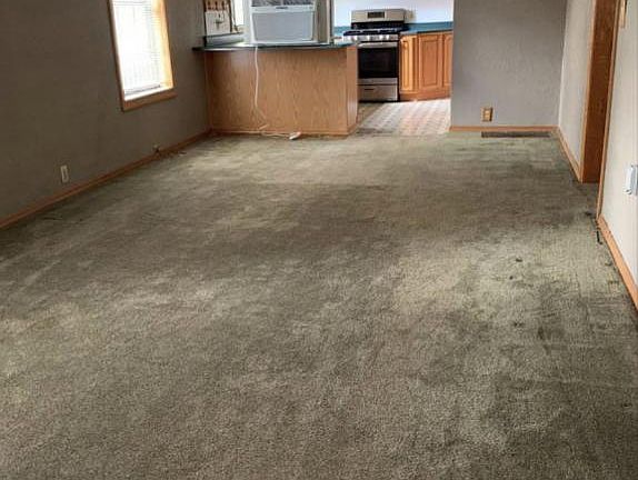 AC not in window at this point, picture taken in the winter.