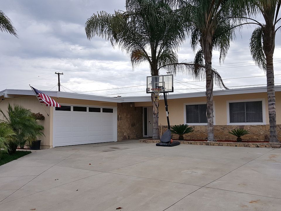 1st image of 8355 Mango Way