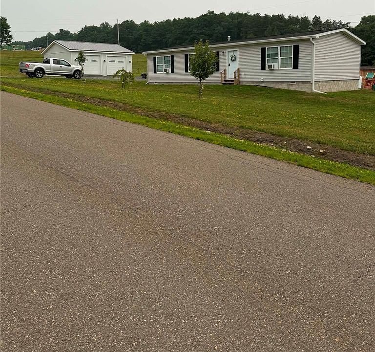 1st image of 16 Blackburn Hill Rd