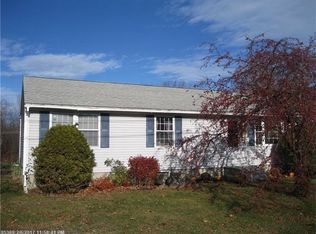 40 Pine St, Newport, ME 04953