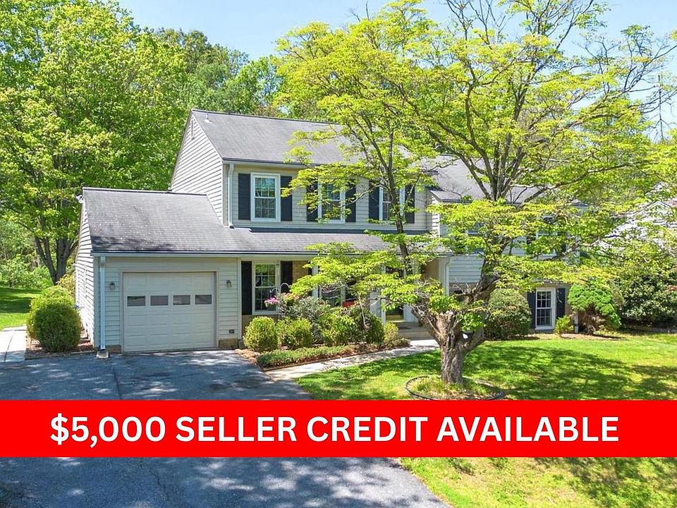 1st image of 19320 Richwood Ct