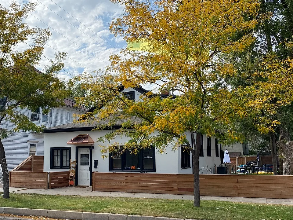 115 E Fontanero St